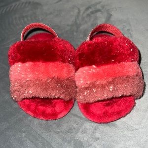 UGG fluff yeah baby slides
